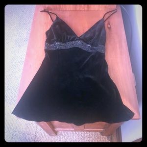 ✨NWT✨EXPRESS✨velvet & rhinestone cami✨SMALL✨